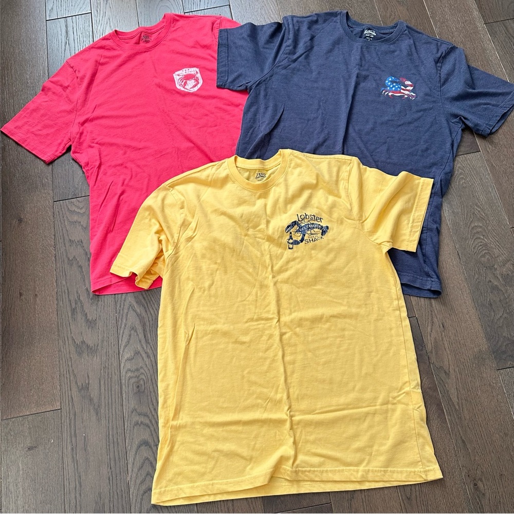 Izod Men's Short Sleeve Tees Bundle - Red, Yellow, and Blue Size Large